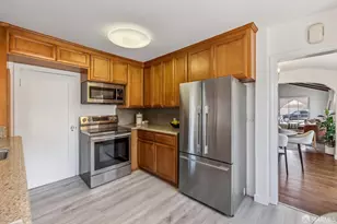 1121 Peach St, Alameda, CA 94501 - Photo 11