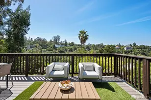 2714 Summit Dr, Burlingame, CA 94010 - Photo 13