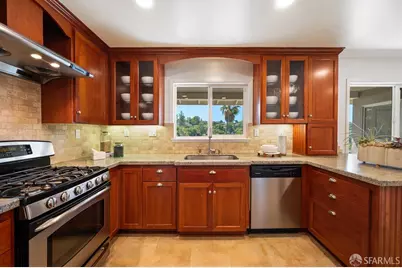 2714 Summit Drive, Burlingame, CA 94010 - Photo 19