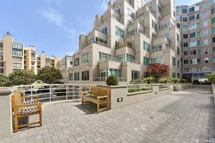 111 Chestnut St, San Francisco, CA 94111 - Photo 33