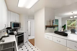 111 Chestnut St, San Francisco, CA 94111 - Photo 13