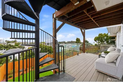 39 Seal Rock Drive, San Francisco, CA 94121 - Photo 35