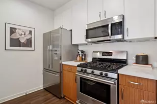 555 Bartlett St, San Francisco, CA 94110 - Photo 5