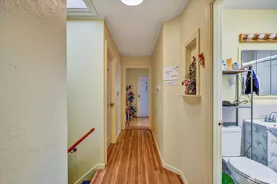 2067 Thomas Avenue, San Francisco, CA 94124 - Photo 5