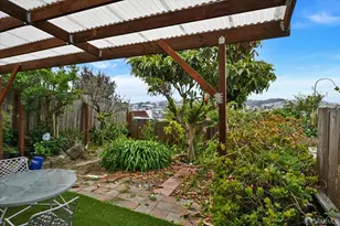 2067 Thomas Ave, San Francisco, CA 94124 - Photo 27