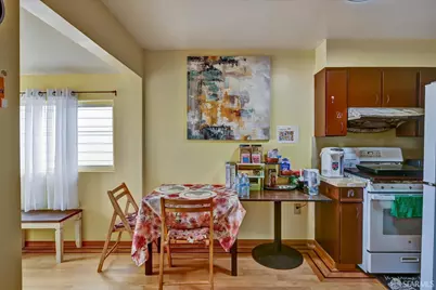 2067 Thomas Avenue, San Francisco, CA 94124 - Photo 3