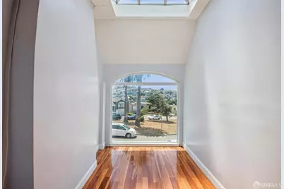 77 Benton Avenue, San Francisco, CA 94112 - Photo 9