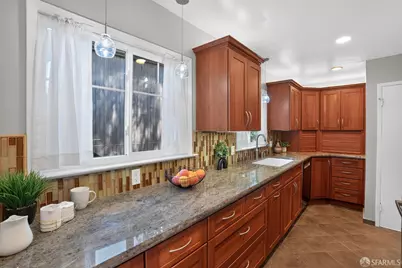 6862 Ridgewood Drive, Oakland, CA 94611 - Photo 11