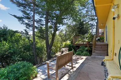 6862 Ridgewood Drive, Oakland, CA 94611 - Photo 31