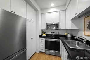 33 Vandewater St, San Francisco, CA 94133 - Photo 9