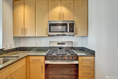 400 Beale Street #1702, San Francisco, CA 94105 - Photo 9
