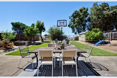 1299 Turquoise Drive, Hercules, CA 94547 - Photo 43