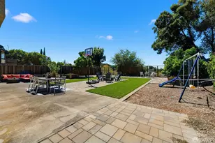 1299 Turquoise Dr, Hercules, CA 94547 - Photo 5