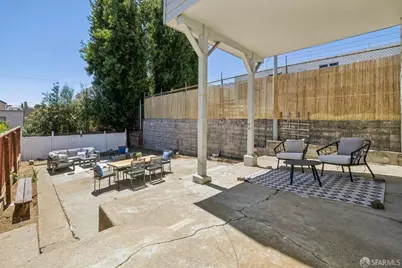 1571 Van Dyke Avenue, San Francisco, CA 94124 - Photo 9