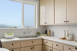 1950 11th Ave, San Francisco, CA 94116 - Photo 27