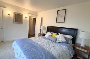 527 Zorah St, Oakland, CA 94606 - Photo 13