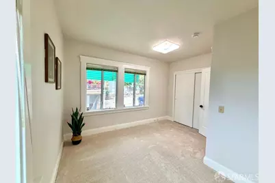 527 Zorah Street, Oakland, CA 94606 - Photo 17