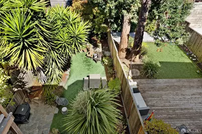627 Castro Street, San Francisco, CA 94114 - Photo 25