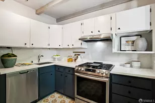 907 Douglass St, San Francisco, CA 94114 - Photo 9