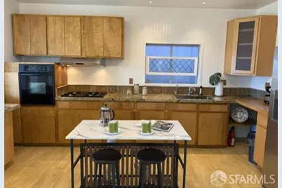 369 Mullen Avenue, San Francisco, CA 94110 - Photo 5