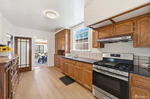 1135 Naples St, San Francisco, CA 94112 - Photo 11