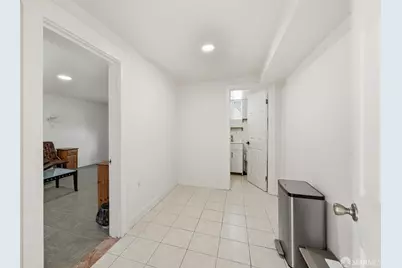 1135 Naples Street, San Francisco, CA 94112 - Photo 35