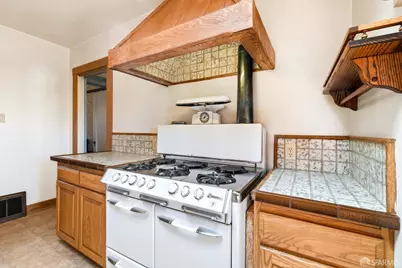 944 Madrid Street, San Francisco, CA 94112 - Photo 17