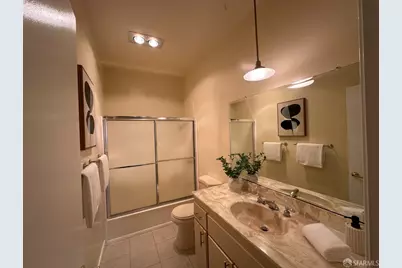 1427 Floribunda Avenue #307, Burlingame, CA 94010 - Photo 31
