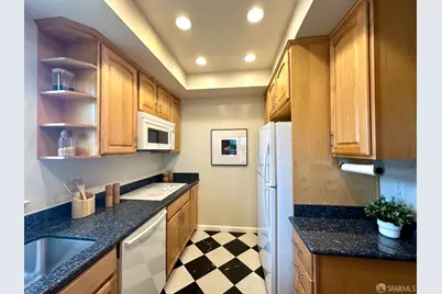 1427 Floribunda Avenue #307, Burlingame, CA 94010 - Photo 19