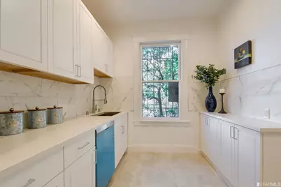 1318 Vallejo Street, San Francisco, CA 94109 - Photo 3