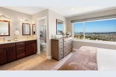 135 Topaz Way, San Francisco, CA 94131 - Photo 25
