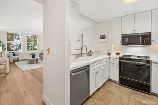 1650 Jackson St, San Francisco, CA 94109 - Photo 9