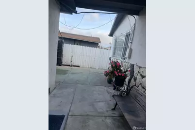 8422 B Street, Oakland, CA 94621 - Photo 25