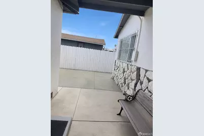 8422 B Street, Oakland, CA 94621 - Photo 9