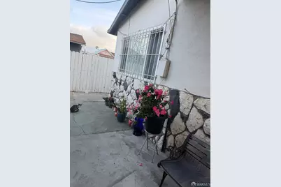 8422 B Street, Oakland, CA 94621 - Photo 15