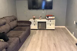 8422 B St, Oakland, CA 94621 - Photo 25