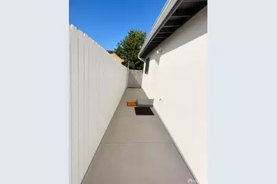 8422 B Street, Oakland, CA 94621 - Photo 15