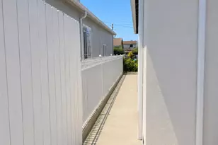 8422 B St, Oakland, CA 94621 - Photo 7