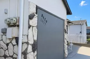 8422 B St, Oakland, CA 94621 - Photo 3