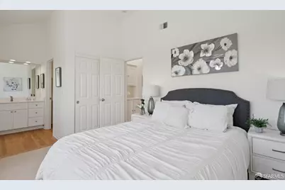 860 Newport Circle, Redwood City, CA 94065 - Photo 25