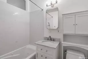 2704 Pine St, San Francisco, CA 94115 - Photo 29