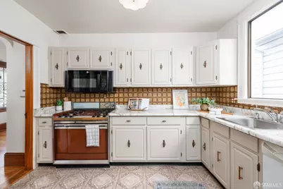 300 Avila Street, San Francisco, CA 94123 - Photo 13