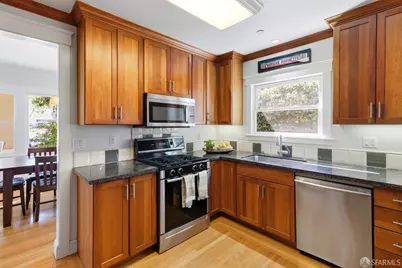 828 Laurel Avenue, Burlingame, CA 94010 - Photo 15
