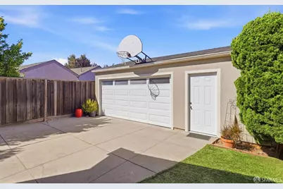 828 Laurel Avenue, Burlingame, CA 94010 - Photo 33