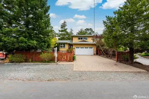 523 Francisco St, El Granada, CA 94018 - Photo 3