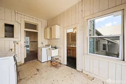 300 Burrows Street, San Francisco, CA 94134 - Photo 15