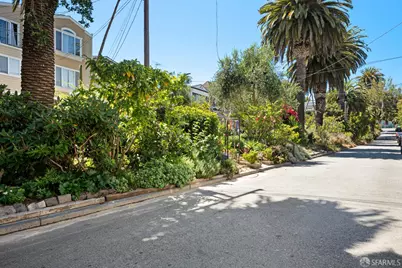 1712 Quesada Avenue, San Francisco, CA 94124 - Photo 25