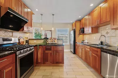 306 Ashton Avenue, San Francisco, CA 94112 - Photo 23