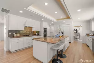 10130 Bon Vista Ct, San Jose, CA 95127 - Photo 17