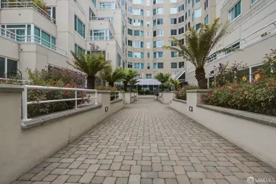 111 Chestnut Street #402, San Francisco, CA 94111 - Photo 39